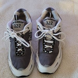 New Balance 322 Tennis Shoes